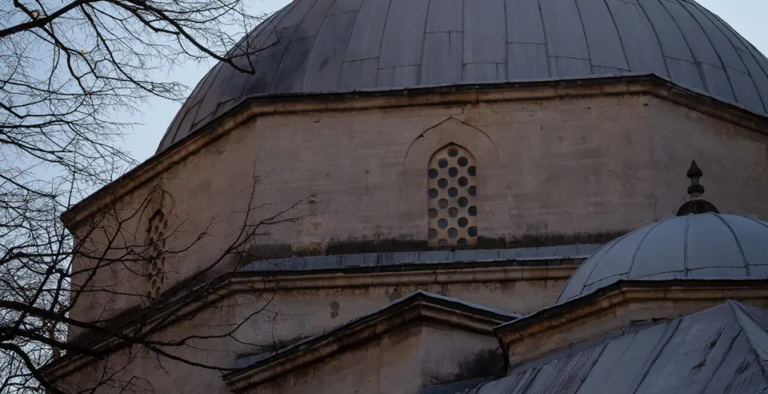 Kopuła historycznego budynku w Stambule, Turcja.