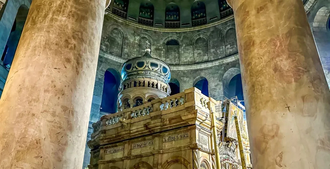 Das kunstvolle Edikül in der Grabeskirche in Jerusalem.
