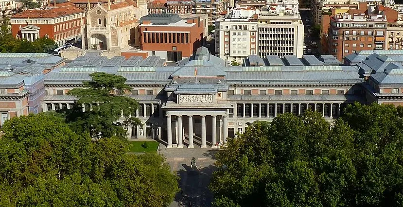 Widok z lotu ptaka na Muzeum Prado w Madrycie, Hiszpania.
