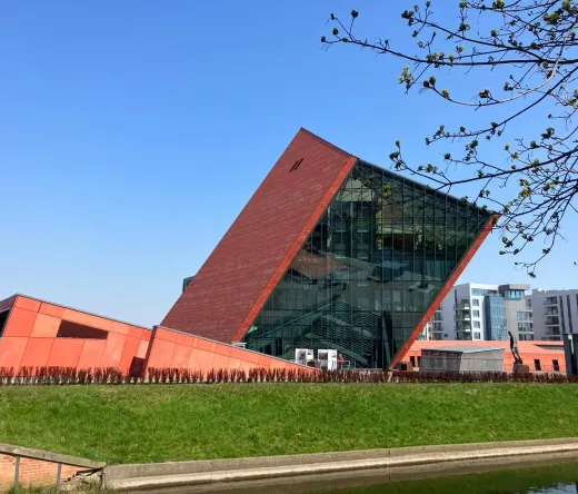 El impresionante Museo de la Segunda Guerra Mundial en Gdansk, Polonia.