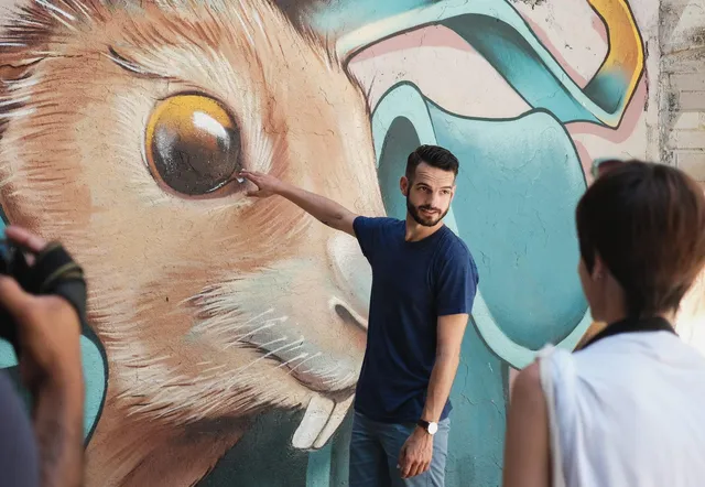 Barcelona: Hidden Street Art Guided Tour