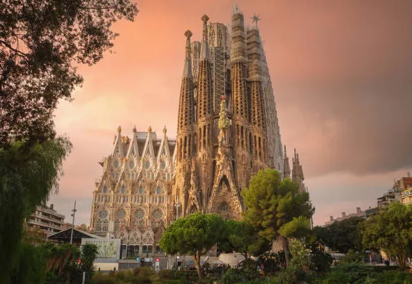 Antoni Gaudí and the Sagrada Família at Golden Hour
