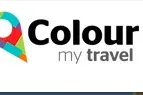 Logotipo de Colour my travel con un icono de marcador de mapa colorido y un círculo blanco en el centro.
