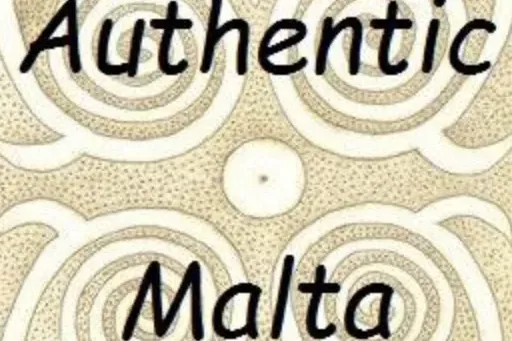 Diseño gráfico con el texto 'Authentic Malta' en negro, sobre un fondo claro con un patrón de círculos concéntricos blancos.