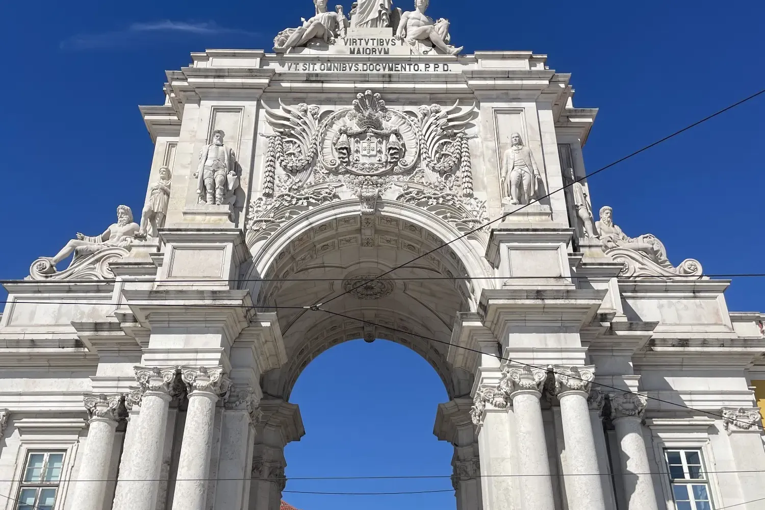 Arco da Rua Augusta - Monumentaler Triumphbogen am Praça do Comércio.