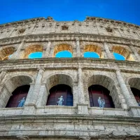 Tour that shows you things that you wouldn't ordinarily see in Rome