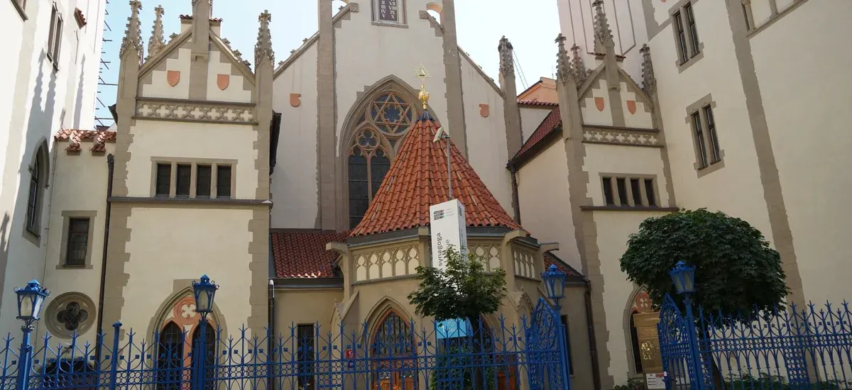 Die Pinkas-Synagoge im Prager jüdischen Viertel.