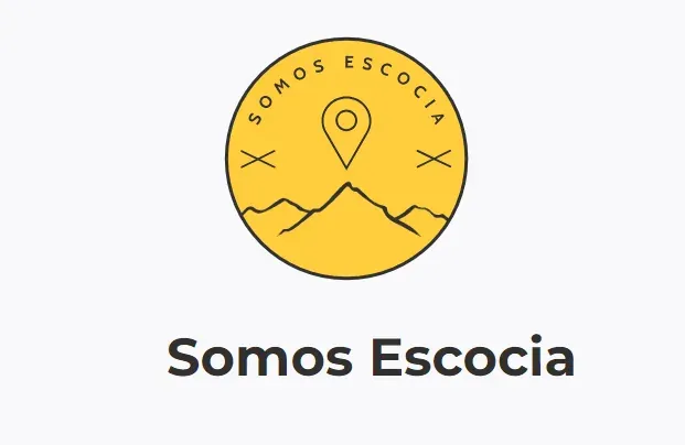 Logotipo de Somos Escocia: un círculo amarillo con montañas y un pin de ubicación.