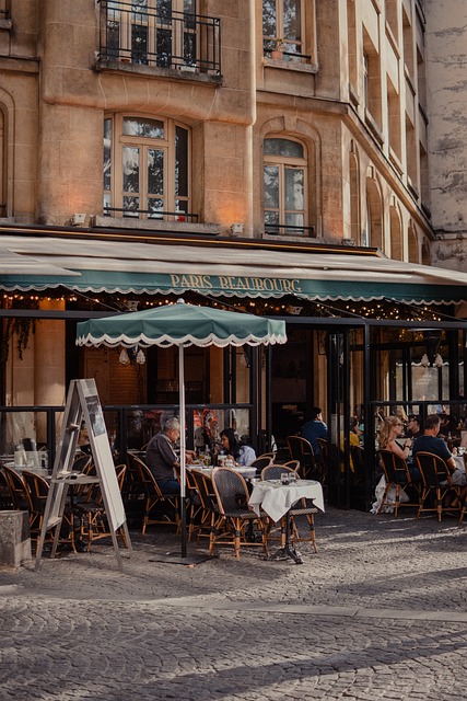 romantic restaurants in Paris