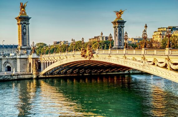 romantic bridges of Paris