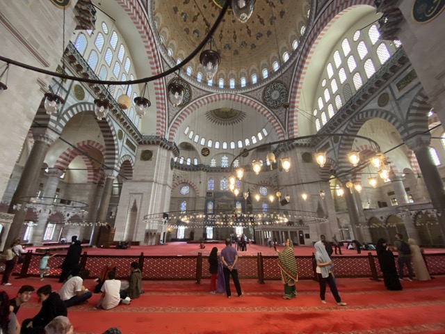 Suleymaniye Mosque Inside