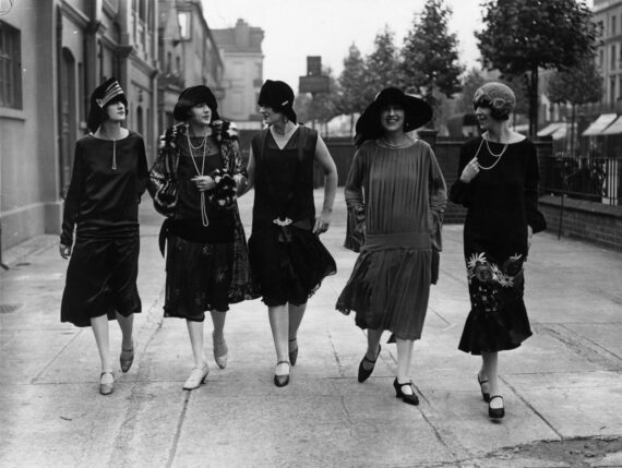 Clothing style in the 1920s.